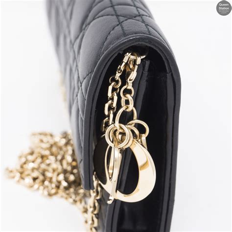 dior wallet on chain price.